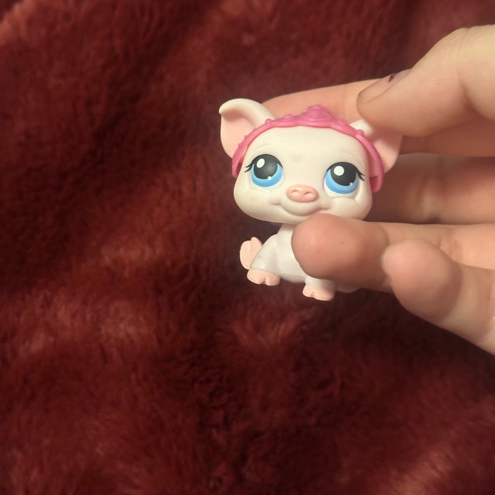 Authentic Littlest Pet Shop pig #238